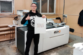 Режущий плоттер iECHO PK-0705 PLUS установлен в типографии "Полиграф-эко"