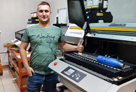 Уже третий Mimaki UJF-6042 MkII в компании "Awards Craft" (Москва)