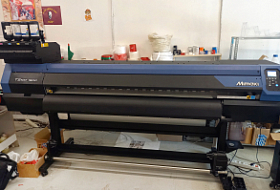 Инсталляция Mimaki TS100 в компании «Флаги Сибири»