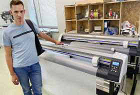 Сразу два плоттера Mimaki CG-130SRIII для черчения шаблонов штанцформ